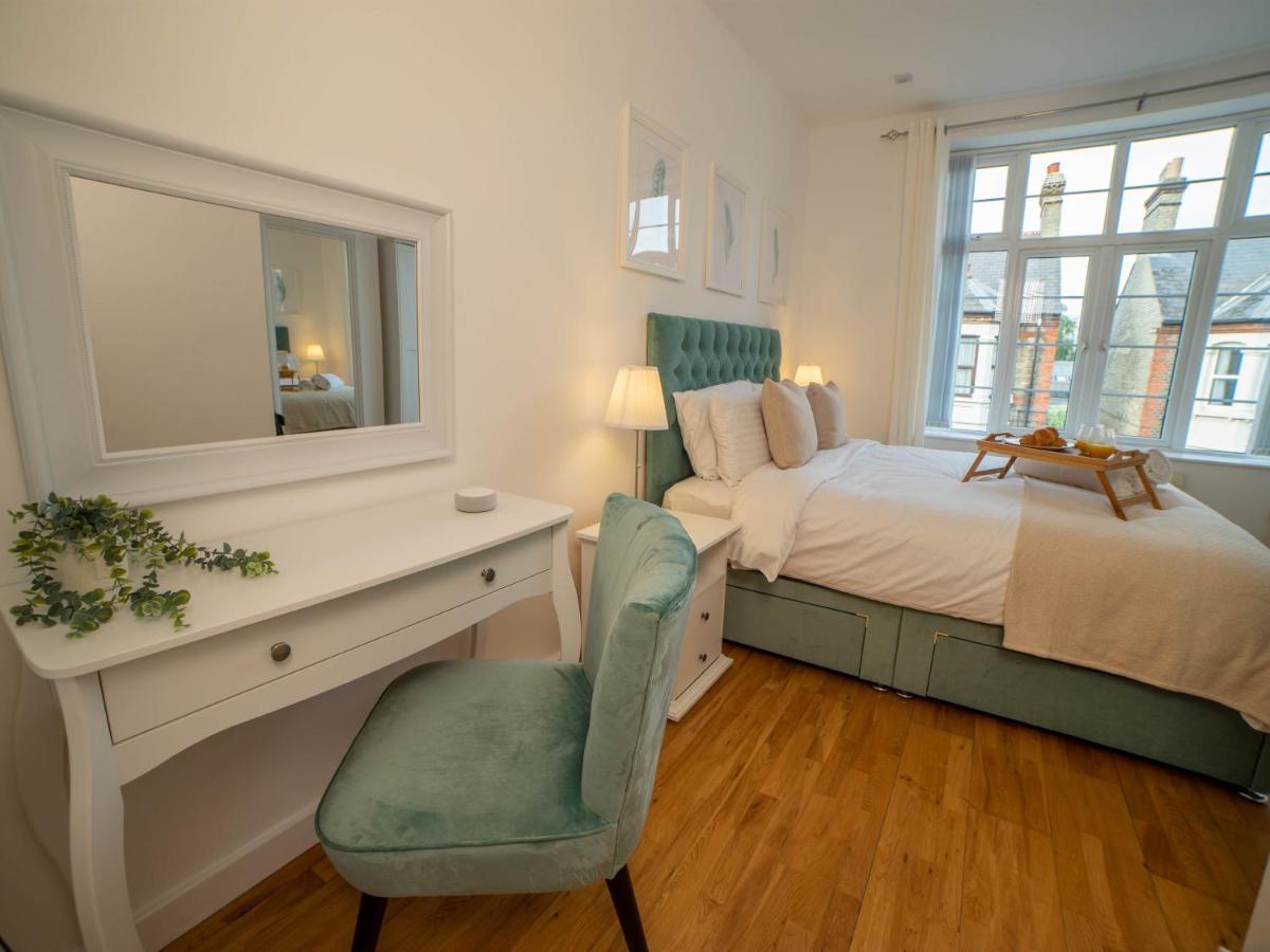 Vibrant City Centre - King Bed, Entire Apartment Cambridge  Ngoại thất bức ảnh